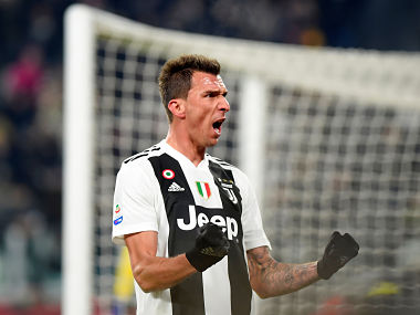 Serie A: Mario Mandzukic's lone goal helps Juventus pile on misery on Roma; AC Milan drop out of top four Serie A: Mario Mandzukic's lone goal helps Juventus pile on misery on Roma; AC Milan drop out of top four