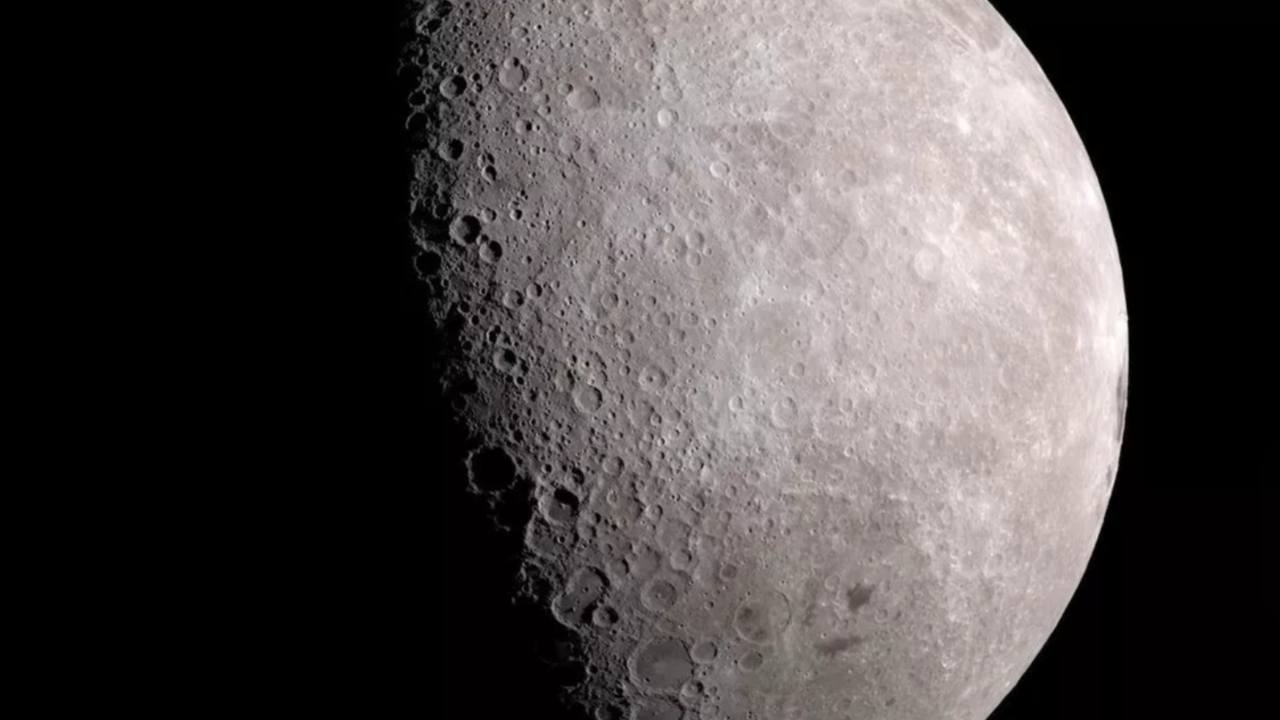 China prepares for historic mission to land on Moon's dark side on 8 December China prepares for historic mission to land on Moon's dark side on 8 December