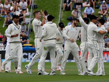 Highlights, New Zealand vs Sri Lanka, 1st Test, Day 1 at Wellington, Full Cricket Score: Visitors reach 275/9 at stumps Highlights, New Zealand vs Sri Lanka, 1st Test, Day 1 at Wellington, Full Cricket Score: Visitors reach 275/9 at stumps