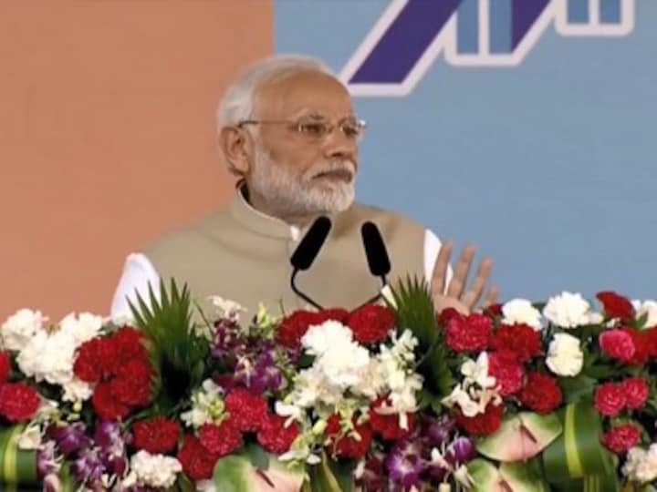 Daily Bulletin: Narendra Modi to inaugurate India's longest rail-road bridge in Assam, KCR vouches for federal front; top stories for today