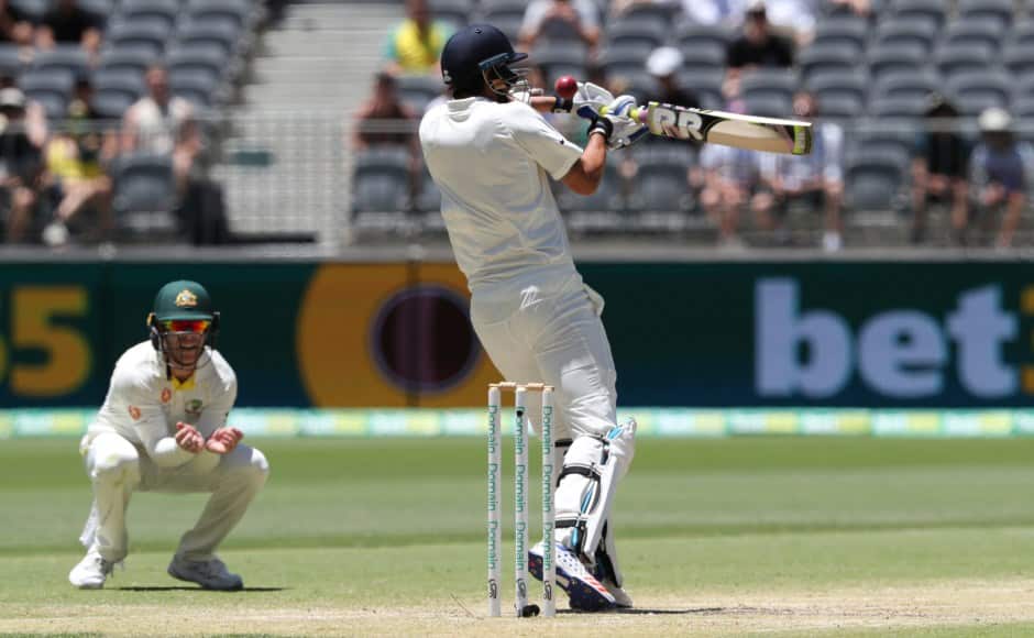 Australian quicks unleashed barrage of bouncers which was too hot for the lower-order batsmen to handle as Ishant Sharma edged a delivery to be dismissed for a duck. AP