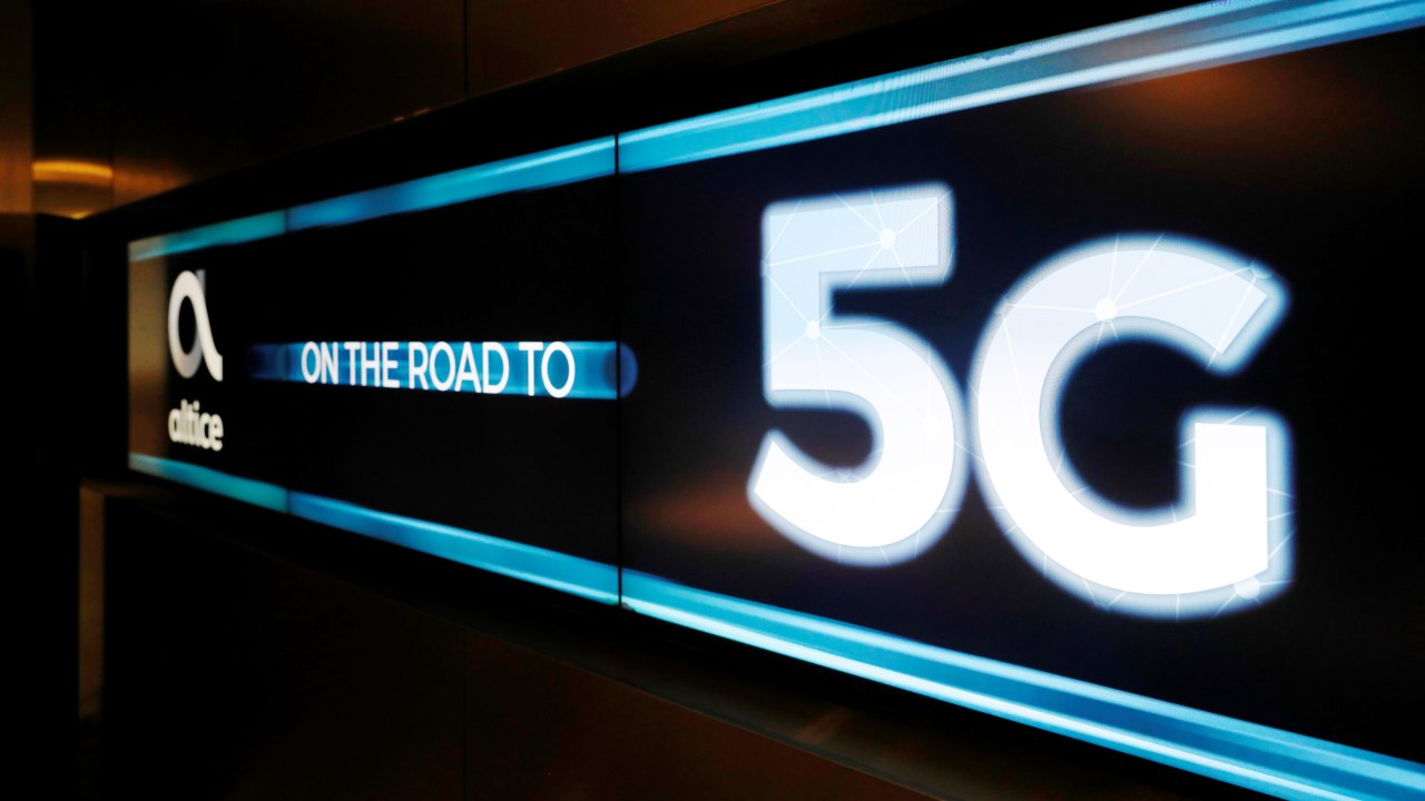 China issues 5G licences to four firms - state media China issues 5G licences to four firms - state media