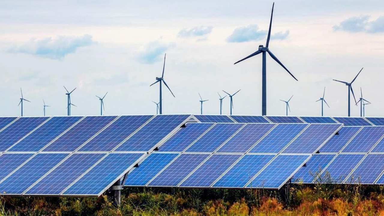 India's first hybrid solar-wind energy auction closes with tariff under Rs 2.7/unit India's first hybrid solar-wind energy auction closes with tariff under Rs 2.7/unit