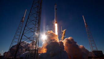 SpaceX launches US Air Force's best GPS satellite yet, closes last launch in 2018