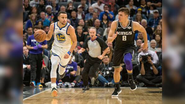 NBA: Stephen Curry, Kevin Durant star as Warriors beat Kings; Giannis Antetokounmpo leads Bucks to win over Cavaliers
