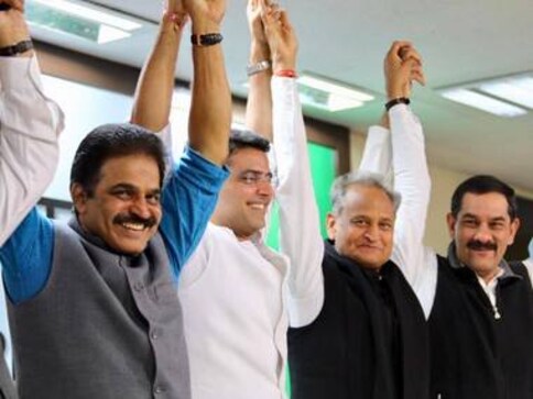 Ashok Gehlot is next Rajasthan CM: How Congress veteran won nod from Rahul Gandhi over young turk Sachin Pilot Ashok Gehlot is next Rajasthan CM: How Congress veteran won nod from Rahul Gandhi over young turk Sachin Pilot