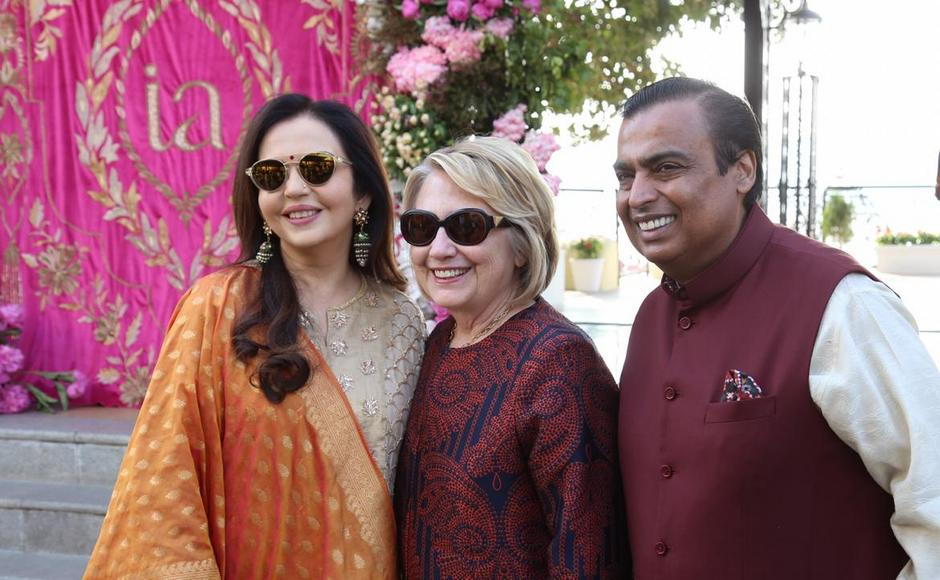 Isha Ambani-Anand Piramal wedding: Day 1 of Sangeet ceremony; global leaders, CEOs, celebrities pour into Udaipur Isha Ambani-Anand Piramal wedding: Day 1 of Sangeet ceremony; global leaders, CEOs, celebrities pour into Udaipur