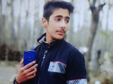 'My son was my only asset': Pulwama encounter claimed life of a 14-year-old, son of a man who helped those injured in clashes 'My son was my only asset': Pulwama encounter claimed life of a 14-year-old, son of a man who helped those injured in clashes