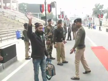 India releases jailed Pakistani nationals Abdullah and Mohammed Imran Qureshi Warsi across Attari-Wagah border India releases jailed Pakistani nationals Abdullah and Mohammed Imran Qureshi Warsi across Attari-Wagah border