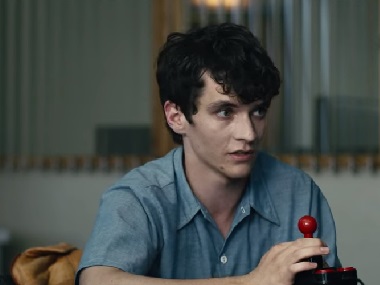 Black Mirror: Bandersnatch trailer — Fionn Whitehead plays computer programmer in Netflix's dystopian film Black Mirror: Bandersnatch trailer — Fionn Whitehead plays computer programmer in Netflix's dystopian film