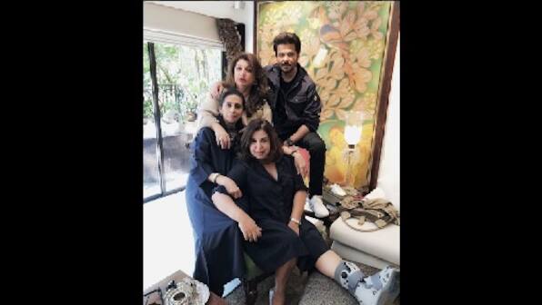 Farah Khan to continue shooting for Sunil Grover's show Kanpur Wale Khuranas despite leg injury