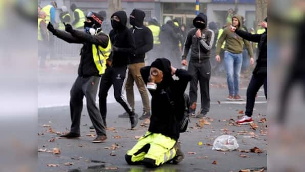 'Yellow vest' protests in France: Police arrest over 1,700 people; clashes break out in several cities
