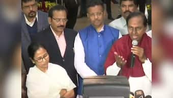 KCR meets Mamata Banerjee in Kolkata, says talks for federal front will continue with non-BJP, non-Congress parties