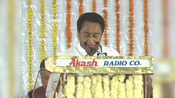 Kamal Nath takes oath as Madhya Pradesh chief minister in Bhopal; Manmohan Singh, HD Deve Gowda in attendance