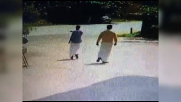 Kerala BJP's 'protest' against Pinarayi Vijayan featuring two members leaves Twitterati in stitches