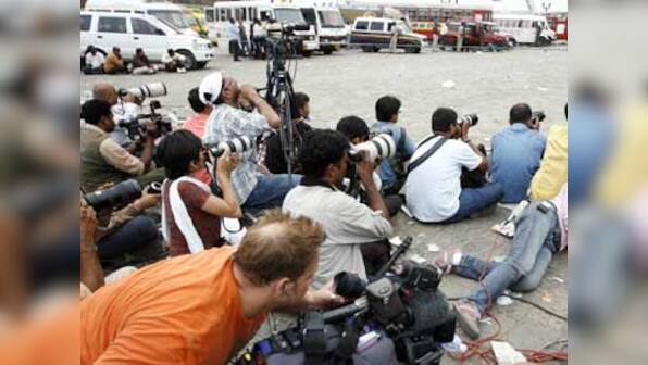 Journalists in Pakistan complain of increasing censorship; new legislation regulating media alarms scribes