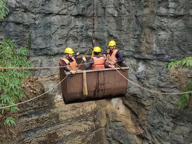 Meghalaya mine tragedy: Hope for survival of trapped miners rises as team of Indian Navy divers leaves for rescue operation Meghalaya mine tragedy: Hope for survival of trapped miners rises as team of Indian Navy divers leaves for rescue operation