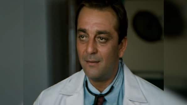 Munna Bhai MBBS: Rajkumar Hirani's directorial debut made fans embrace Sanjay Dutt with a jadoo ki jhappi