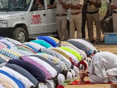 'Ensure no namaaz in parks or face consequences': Noida Police issues notice to companies in IT hub 'Ensure no namaaz in parks or face consequences': Noida Police issues notice to companies in IT hub