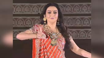 Isha-Anand wedding: Nita Ambani dances to 'Madhurashtakam' at couple's sangeet ceremony