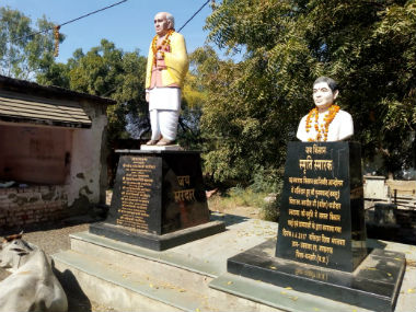 Congress grants farm loan waivers in Madhya Pradesh: Party's loss in Mandsaur shows its policy is unproductive Congress grants farm loan waivers in Madhya Pradesh: Party's loss in Mandsaur shows its policy is unproductive