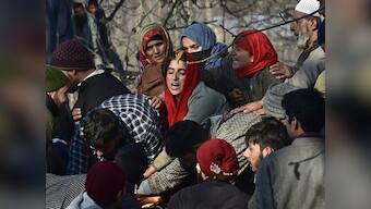 Pulwama encounter: Centre should keep development, aggressive army operations in tandem to prevent bloodsheds in Jammu and Kashmir