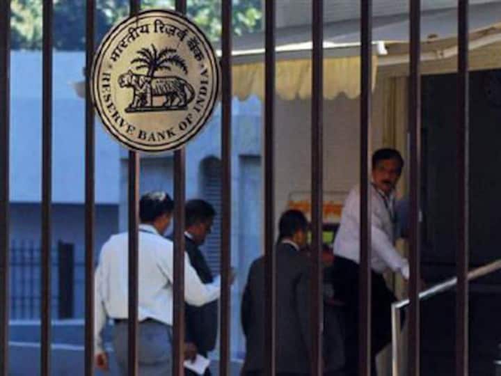 RBI proposal to revamp bank CEO compensation: Companies Act should take a leaf out of central bank’s gesture