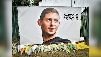 Lionel Messi joins chorus exhorting police to restart search operations for missing Cardiff City footballer Emiliano Sala