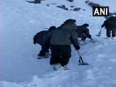 One jawan dead, five others trapped in avalanche on India-China border in Himachal Pradesh's Kinnaur; rescue ops underway One jawan dead, five others trapped in avalanche on India-China border in Himachal Pradesh's Kinnaur; rescue ops underway