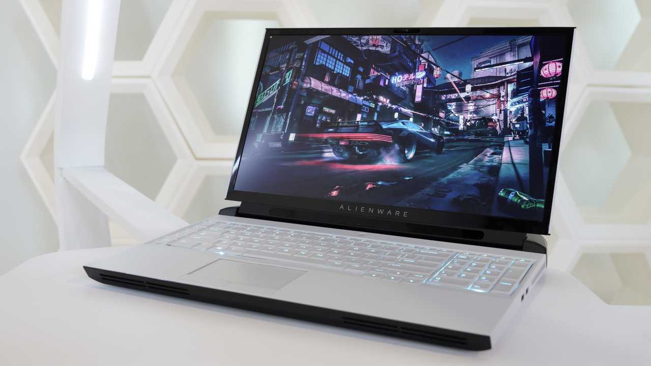 Alienware's Area 51m is a powerful gaming laptop with upgradeable desktop parts Alienware's Area 51m is a powerful gaming laptop with upgradeable desktop parts
