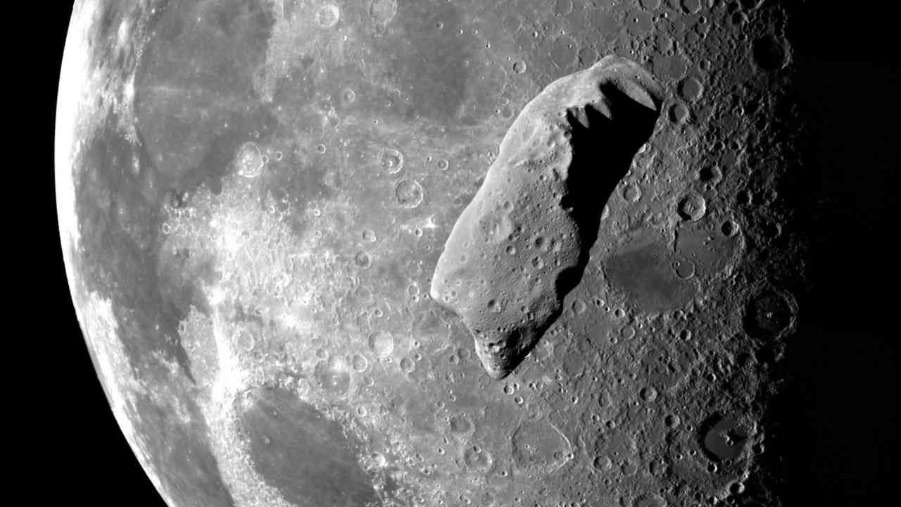 Moon's surface is pretty cracked up, getting worse with time and meteor impacts Moon's surface is pretty cracked up, getting worse with time and meteor impacts