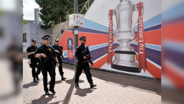 League Cup: London Police arrest teenage fan over alleged anti-Semitic offence during Tottenham-Chelsea tie