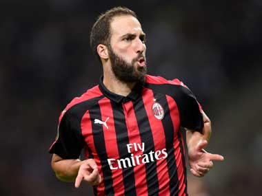 Premier League: Misfiring AC Milan striker Gonzalo Higuain reportedly set to join former manager Maurizio Sarri at Chelsea Premier League: Misfiring AC Milan striker Gonzalo Higuain reportedly set to join former manager Maurizio Sarri at Chelsea