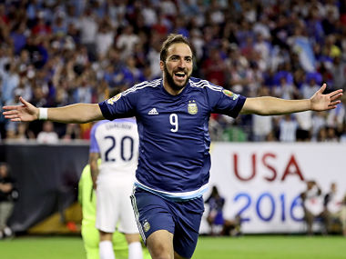 Premier League: Chelsea sign striker Gonzalo Higuain on loan from Juventus until end of season Premier League: Chelsea sign striker Gonzalo Higuain on loan from Juventus until end of season