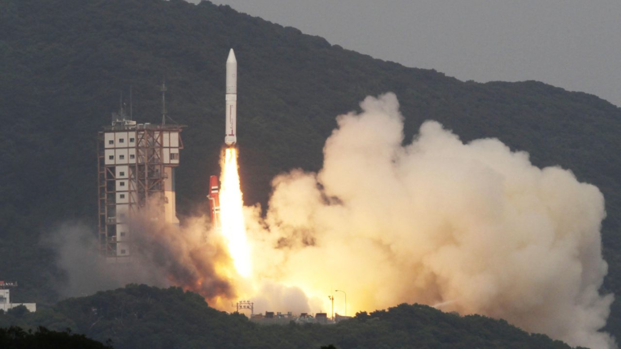 Shooting stars 'on demand' experiment blasts into space carrying artificial meteors Shooting stars 'on demand' experiment blasts into space carrying artificial meteors