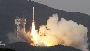 Shooting stars 'on demand' experiment blasts into space carrying artificial meteors