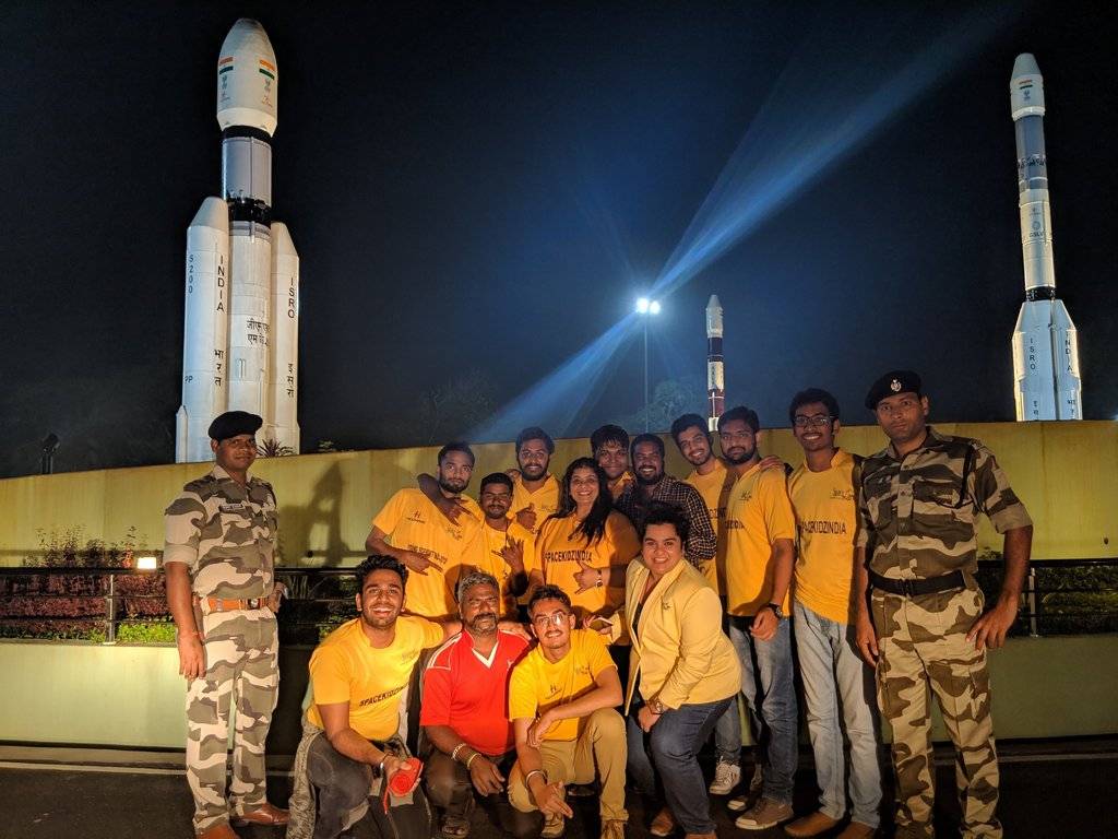 The brilliant students behind Kalamsat. Image: Space Kidz India