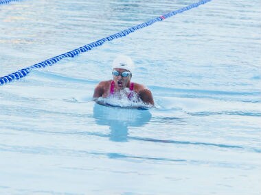 Gujarat's Kalyani Saxena in action. Twitter: @KheloIndia