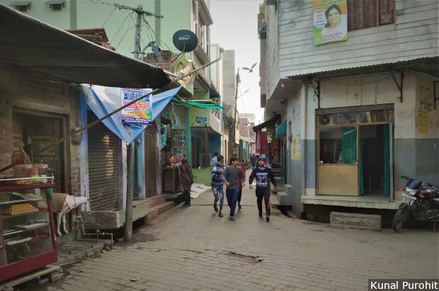 Veer Hamid Chowk in Baddu Nagar, Kasganj city, in western UP, where the first clash between Hindus and Muslims took place on 26 January, 2018, when a motorcycle rally by Hindu youngsters waving the tricolour and saffron flags allegedly demanded right of way. Image/Kunal Purohit