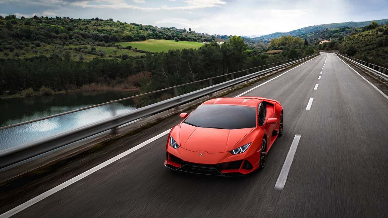 Lamborghini Huracan EVO unveiled; goes from 0 to 100 kmph ...