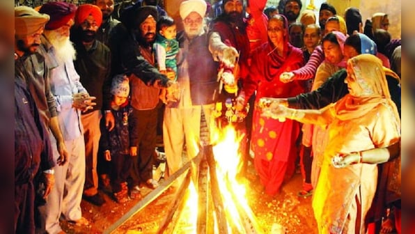 Happy Lohri 2022: Find wishes, greetings and messages to share with your loved ones