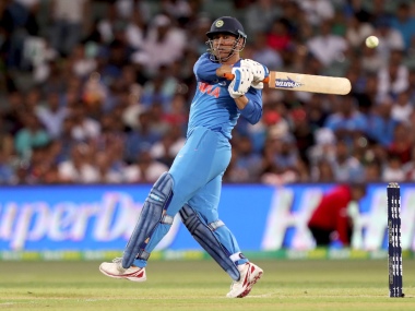 Watch: 'Lightening quick' MS Dhoni shows his love for Indian flag in 3rd T20I against New Zealand Watch: 'Lightening quick' MS Dhoni shows his love for Indian flag in 3rd T20I against New Zealand
