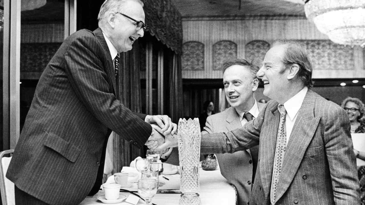 Maclyn McCarty, Francis Crick and James D Watson were the 3 researchers that took over from the work of Rosalind Franklin on the chemical nature of DNA that earned two of them the Nobel prize. Image: Wikimedia Commions