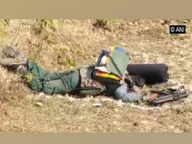 Maoist carrying reward of Rs 10 lakh killed in encounter in Jharkhand's Dumka; AK-4, INSAS rifle recovered from spot Maoist carrying reward of Rs 10 lakh killed in encounter in Jharkhand's Dumka; AK-4, INSAS rifle recovered from spot