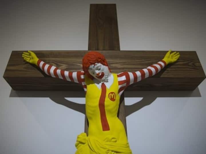Israel's McJesus statue, featuring a crucified Ronald McDonald, rouses ire of Arab Christian community Israel's McJesus statue, featuring a crucified Ronald McDonald, rouses ire of Arab Christian community