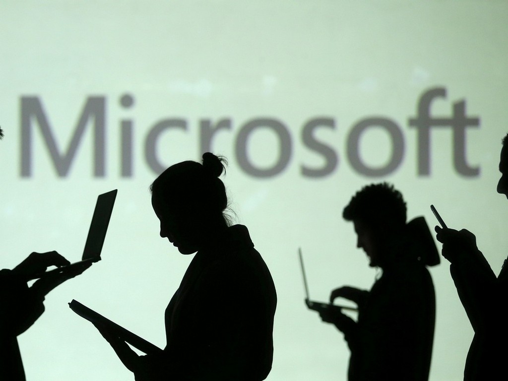 Microsoft adds NewsGuard to its mobile Edge browser to fight fake news. Image: Reuters 