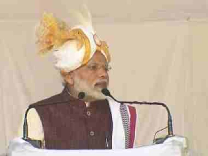 Narendra Modi lays foundation of several irrigation projects in Jharkhand, gives homes to five families under PMAY