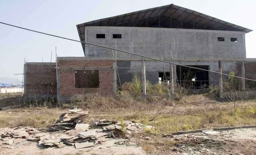 Construction on the campus site has stopped following allegations of misappropriation of funds. Sunzu Bachaspatimayum