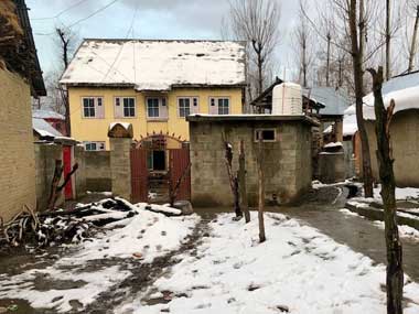 Nazir Ahmad Wani: From militancy to Ashok Chakra, this soldier from Kashmir braved a hard life and bullets Nazir Ahmad Wani: From militancy to Ashok Chakra, this soldier from Kashmir braved a hard life and bullets