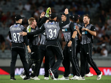 New Zealand vs Sri Lanka: Doug Bracewell, Scott Kuggeleijn's all-round efforts guide Black Caps to 35-run win in one-off T20I New Zealand vs Sri Lanka: Doug Bracewell, Scott Kuggeleijn's all-round efforts guide Black Caps to 35-run win in one-off T20I